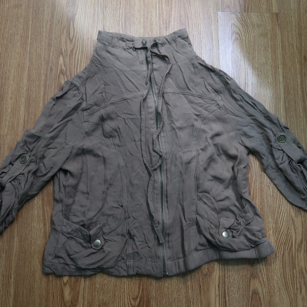Women shirt